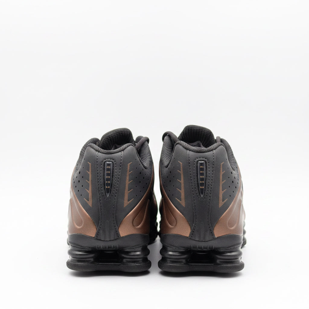 Nike Shox R4